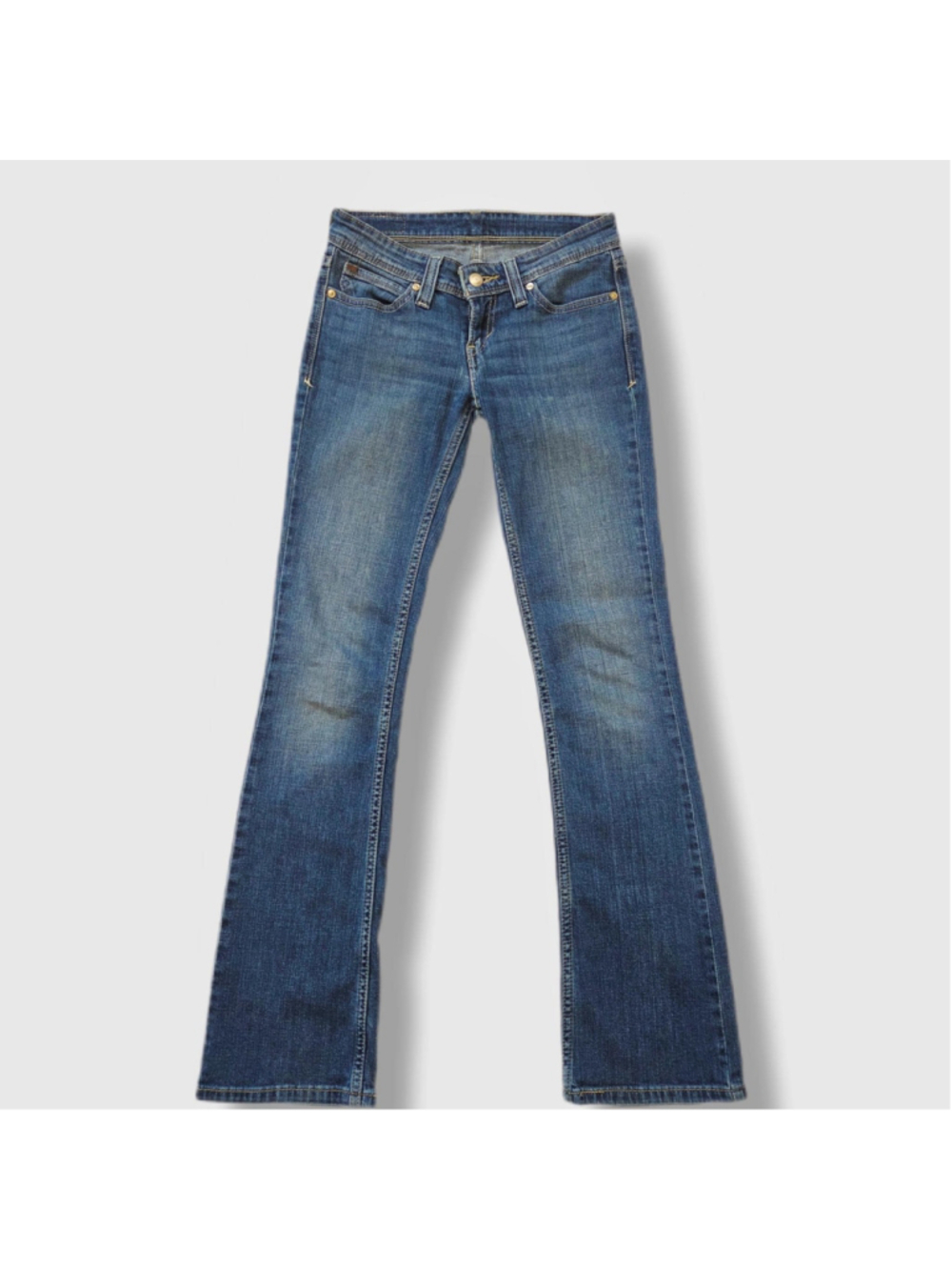 Vintage Y2K Levi's low rise bootcut jeans, medium wash, Size 0 | Classic Red Tab